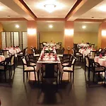 Hotel Central Hotel 3*