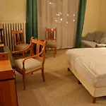 Hotel Central Hotel 3*