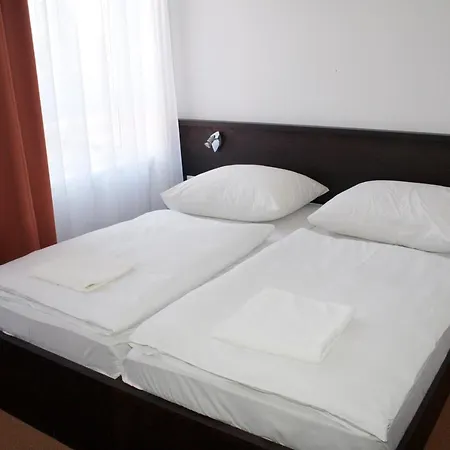 Hotel Central 3*