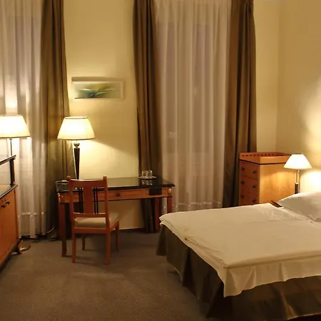 Hotel Central Отель